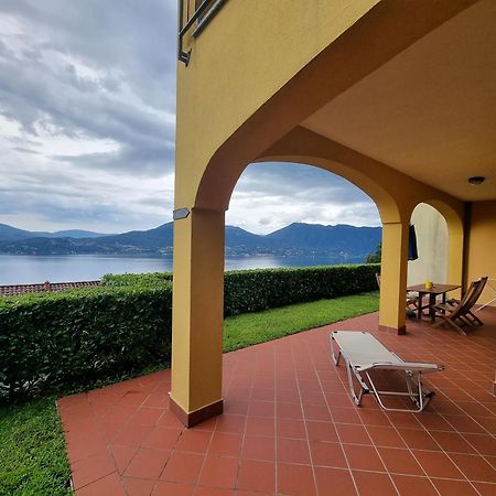 Residence Il Vigneto Oggebbio Bagian luar foto