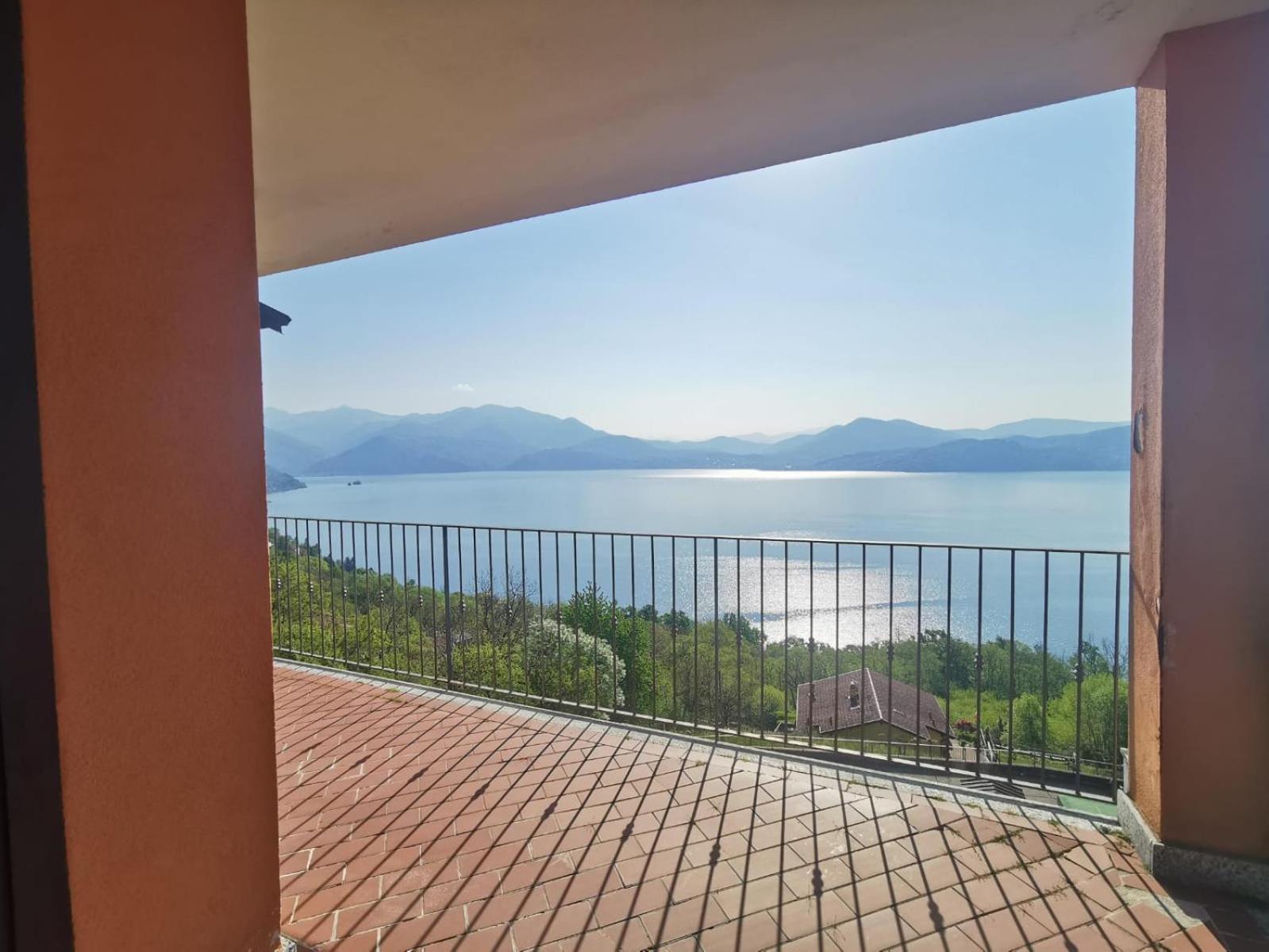 Residence Il Vigneto Oggebbio Ruang foto