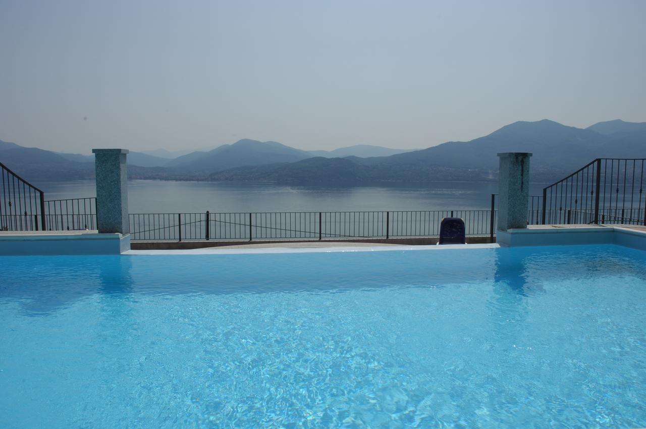 Residence Il Vigneto Oggebbio Bagian luar foto