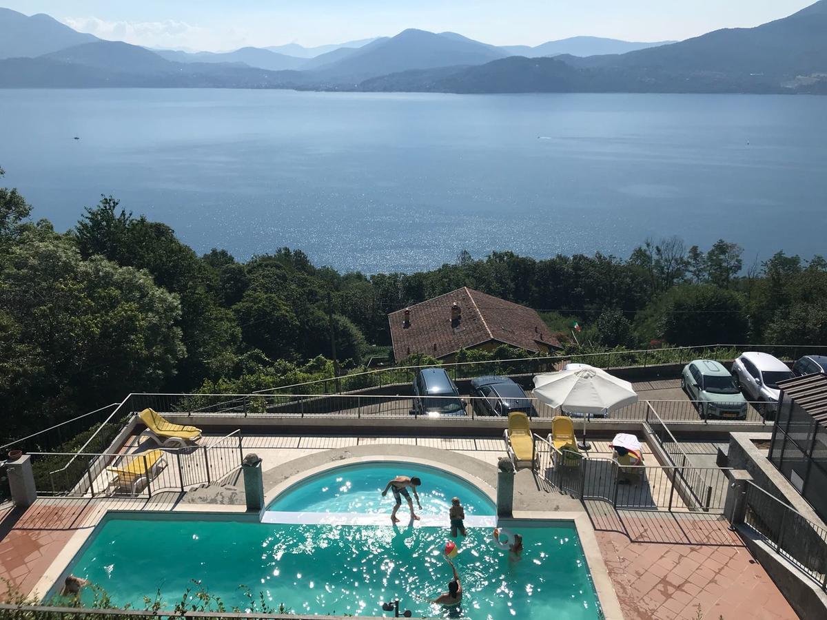 Residence Il Vigneto Oggebbio Bagian luar foto